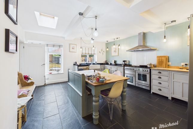 38 Turnfurlong, Aylesbury photo 4