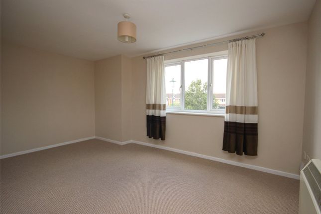 111, Great Meadow Road, Bristol photo 2