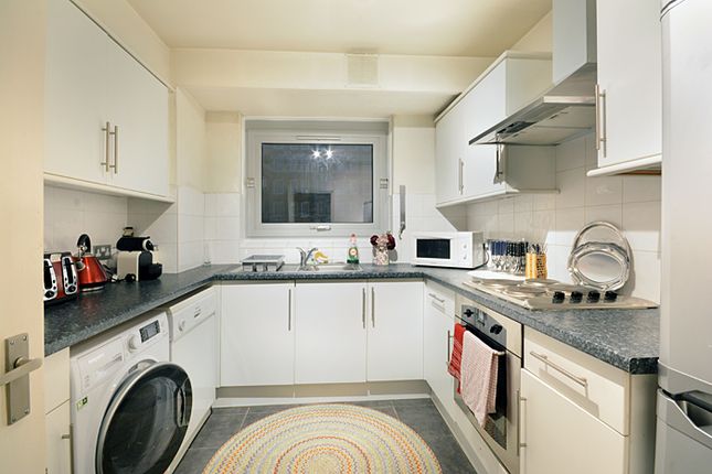 Flat to rent in Fitzharding House Portman Square, London