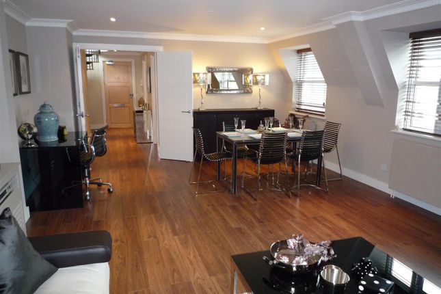 Boydell Court, 1010, St Johns Wood Park, St Johns Wood photo 2