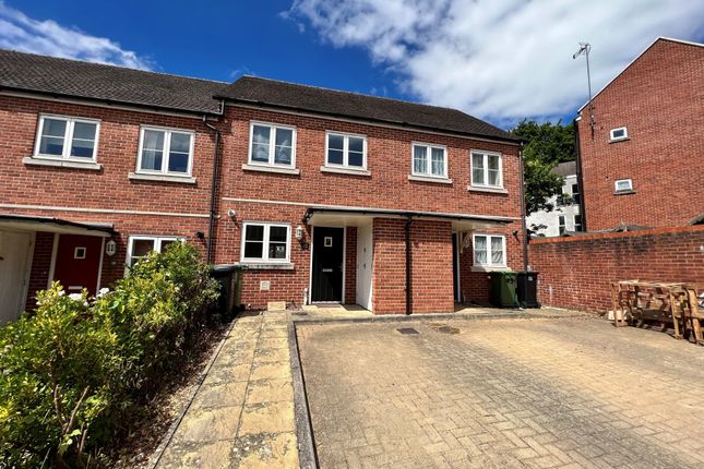 Terraced house to rent in Basswood Drive, Basingstoke