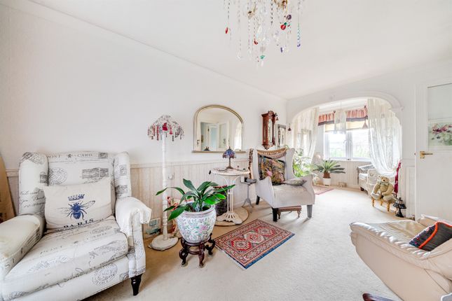 28, Nightingale Lodge, Cowper Road, Berkhamsted photo 2