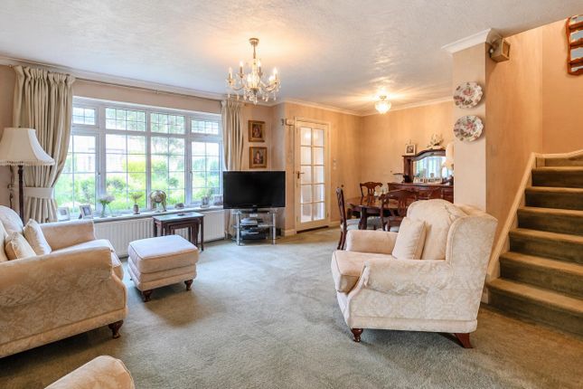 9 Grosvenor Court, Mayfare, Rickmansworth photo 3