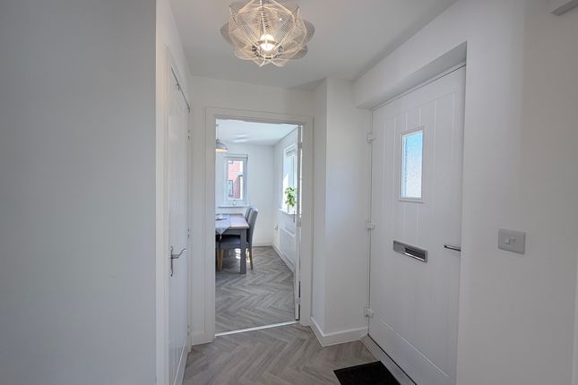 44 Gwern Gwynfael, Cardiff photo 3