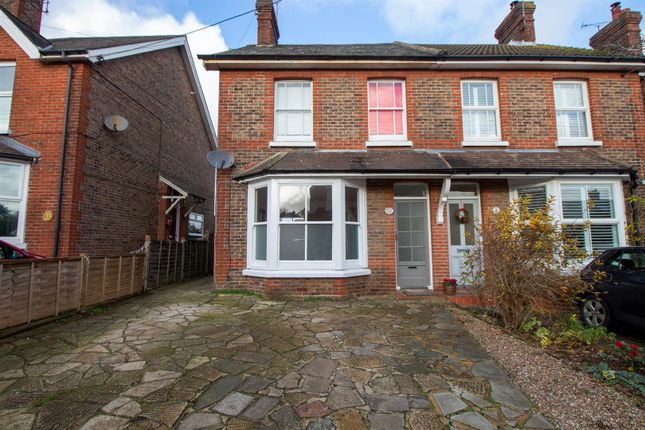 Thumbnail Semi-detached house to rent in Queens Road, Haywards Heath