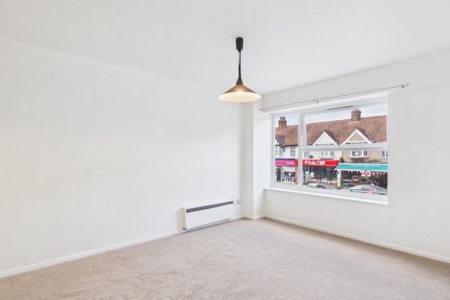 Flat 5, Crest House, 95-97, Church Road, Surrey photo 2