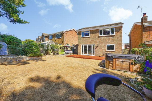 42, Larch Walk, Ashford photo 4