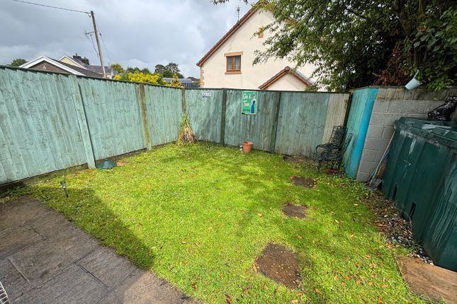 2, Clos Albion, Llandeilo photo 2