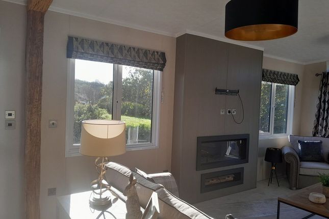 34 Nightingale Heights, Preesall, Poulton-le-Fylde FY6 0RB, UK, Lancashire photo 4