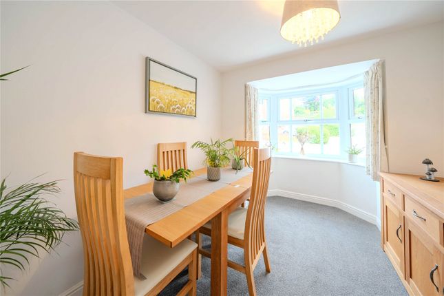 11, Moorland View, Leeds photo 4