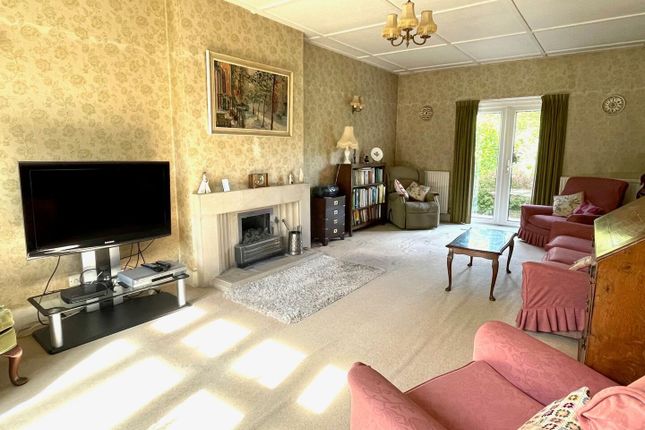 27, The Grove, Burnham-On-Sea photo 4