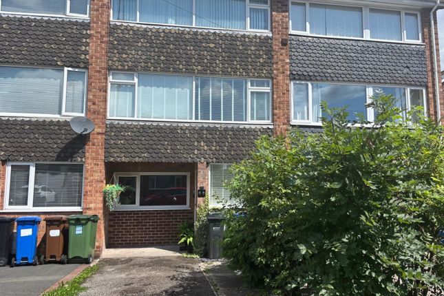 68 Crantock Drive, Heald Green, Cheadle Sk8 3Ha