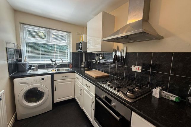 Flat 2, Foley Court, Watery Lane, Stoke-On-Trent photo 2