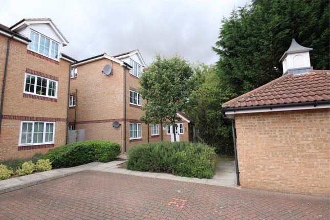 Thumbnail Flat to rent in Summers Lodge, Horace Gay Gardens, Letchworth Garden City