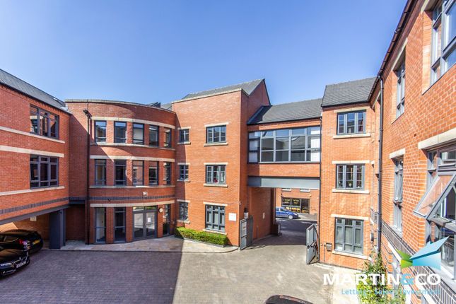 Flat to rent in Lion Court, Warstone Lane, Jewellery Quarter