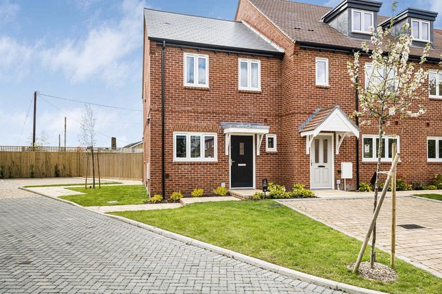 End terrace house for sale in Chiltern Gardens, Woodcote