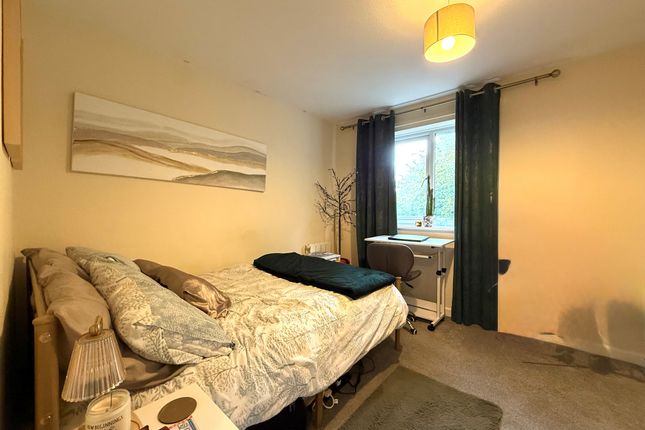 31, Plassey Close, Exeter photo 5