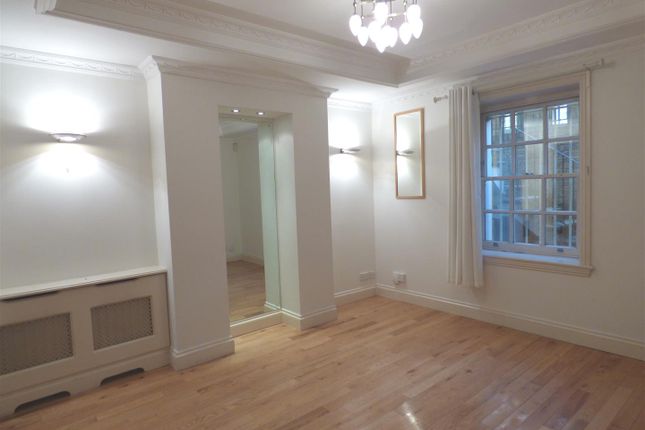 21A, Stockwell Green, London photo 3