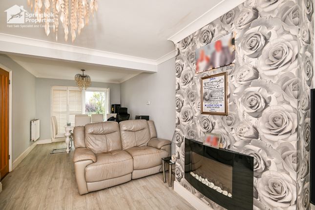 388, Lordswood Lane, Chatham photo 3