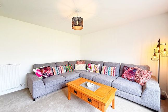 22, Jameson Wynd, Forres photo 3