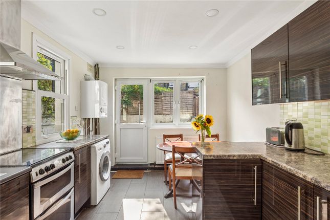25, Elfort Road, London photo 4