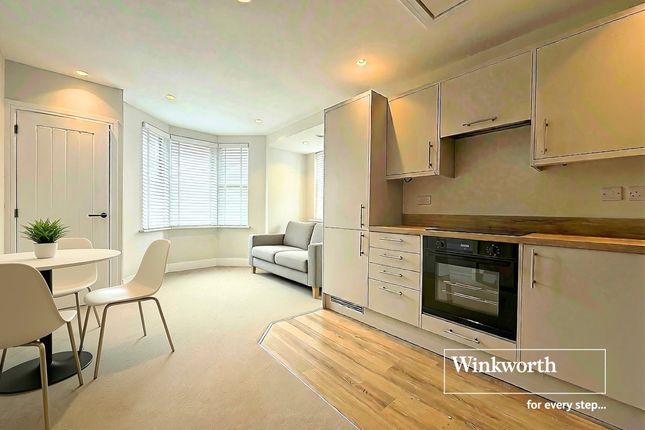 Flat 2 Blaze, 406, Ringwood Road, Dorset photo 2
