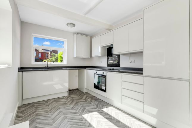 17 Hemlock Avenue, Nottingham photo 4