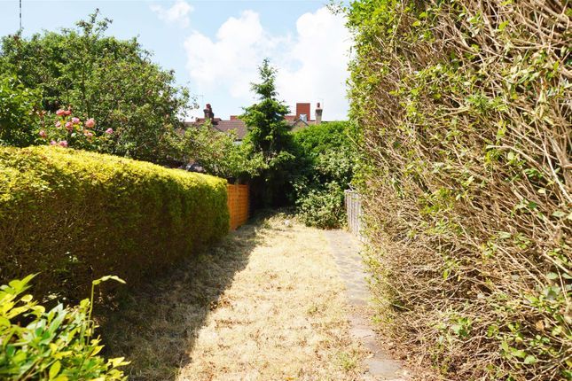 34, Sotheron Road, Hertfordshire photo 5