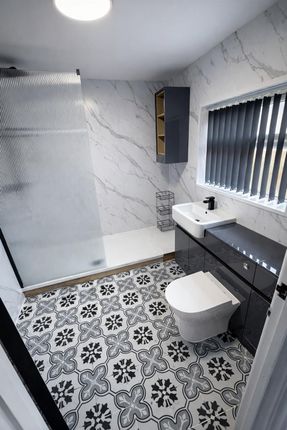 32, Bush Road, Swansea photo 5