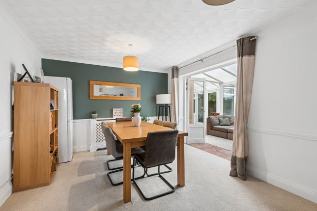 8, Gery Court, St Neots photo 3