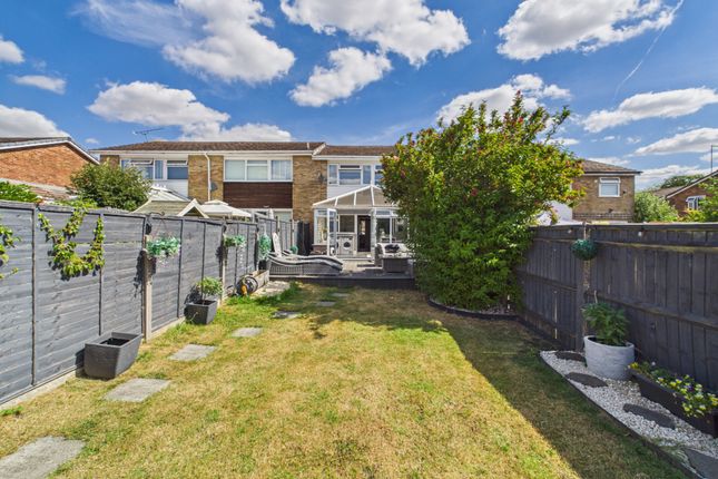 14 Elder Way, High Wycombe photo 2