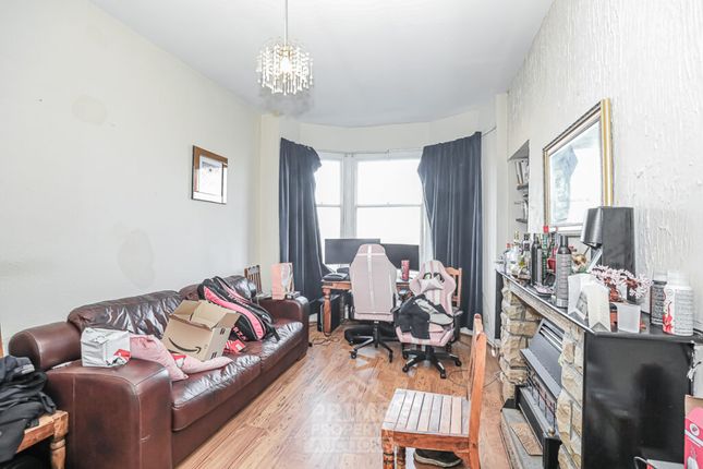 3/3, 24, Dalmarnock Road, Glasgow photo 3