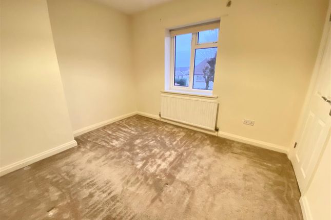 Semi-detached house to rent in Park Road, Chesterfield, Derbyshire