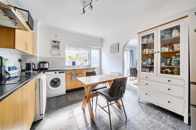 1, Drynham Road, Trowbridge photo 4