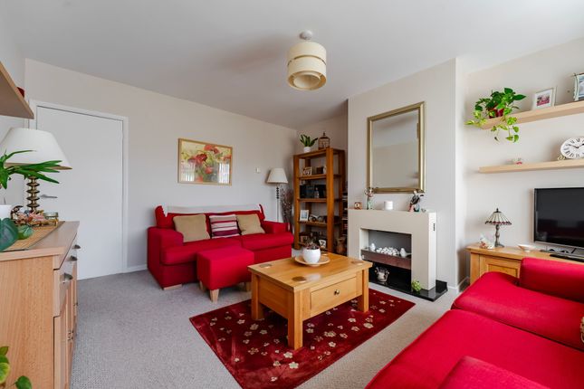 75 Rivermead, Norwich photo 3
