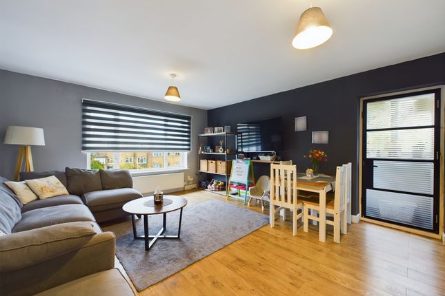 Maisonette for sale in Carver Hill Road, High Wycombe