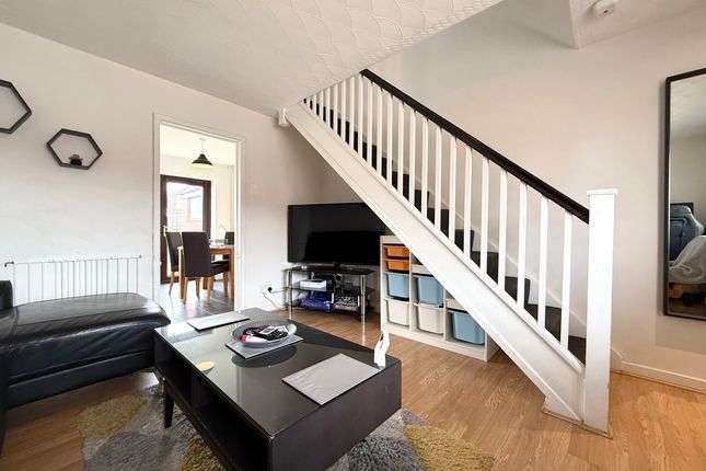 16 Briar Way, Aberdare photo 4