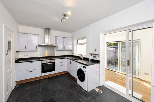 13 The Hallands,, St. Andrews Road, Burgess Hill photo 4
