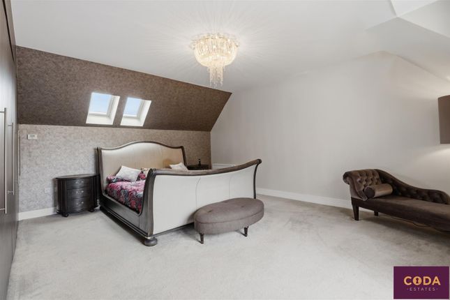 6, Luggie Avenue, Lenzie photo 4