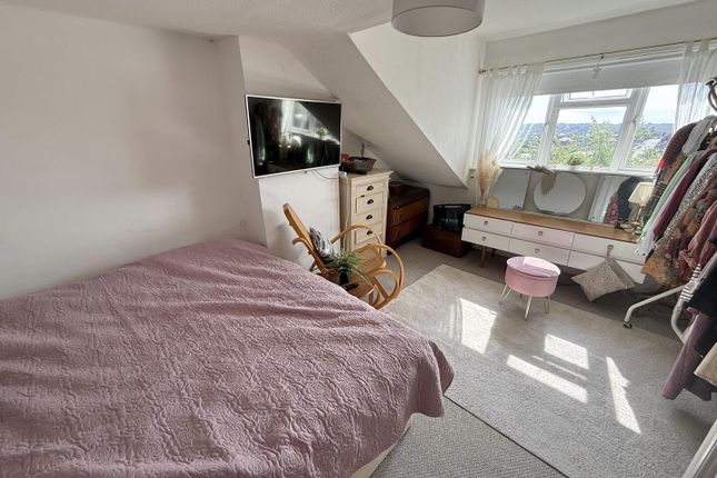 78, Park Road, Cowes photo 4