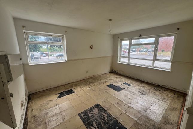 11, Clent Way, Birmingham photo 4