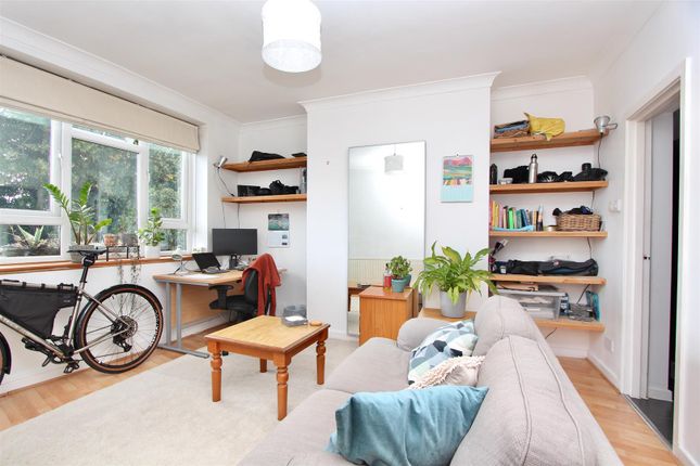 Crawyshay House, N16