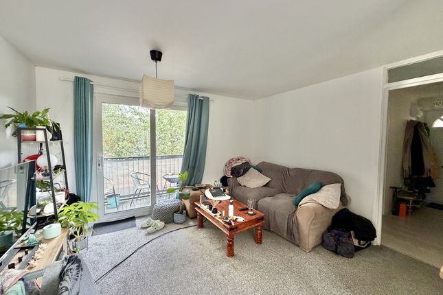 16, Carnaby Close, Godmanchester photo 4