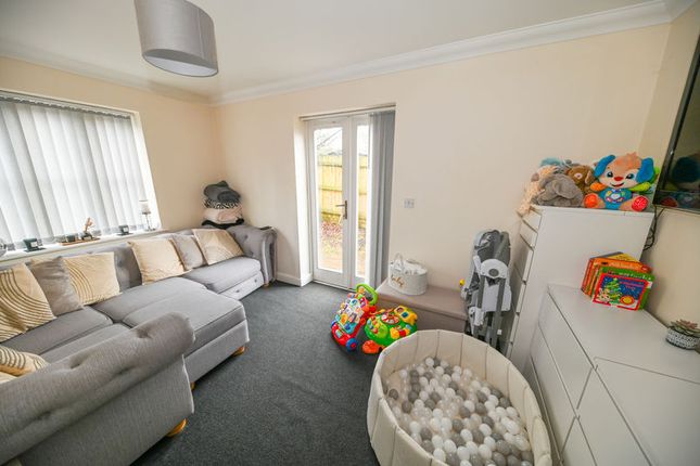 1, Pottery Close, Denmead photo 2