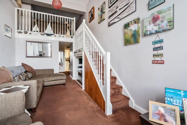 Flat 1 Sherwood, Uplyme Road, Lyme Regis photo 4