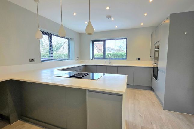1 Churscombe Gardens, Paignton photo 3