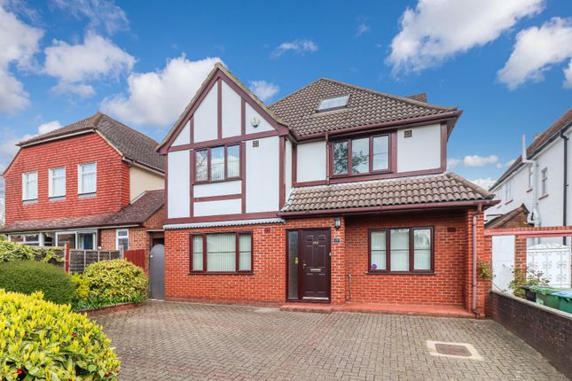 Thumbnail Detached house for sale in Horseshoe Lane, Watford