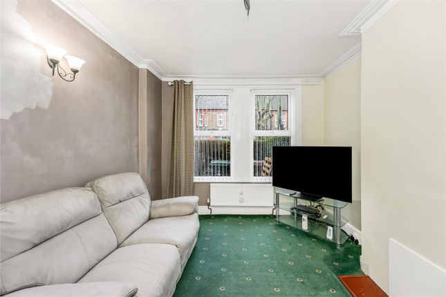 49, Chewton Road, Walthamstow photo 3