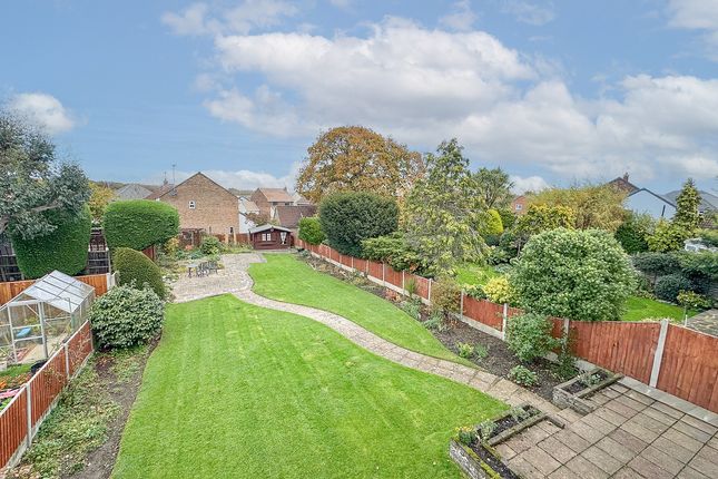 70, Main Road, Hockley photo 2