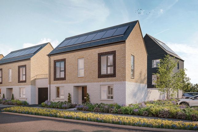 2-bed house on The Qystercatcher, Rochester, £430,000